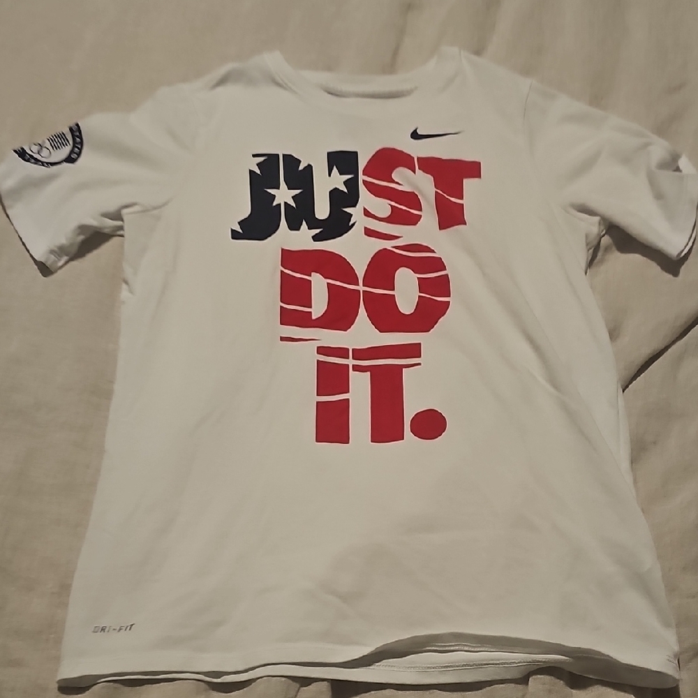 Nike Dry Fit Cotton/Polyester White Just Do It T-Shirt
